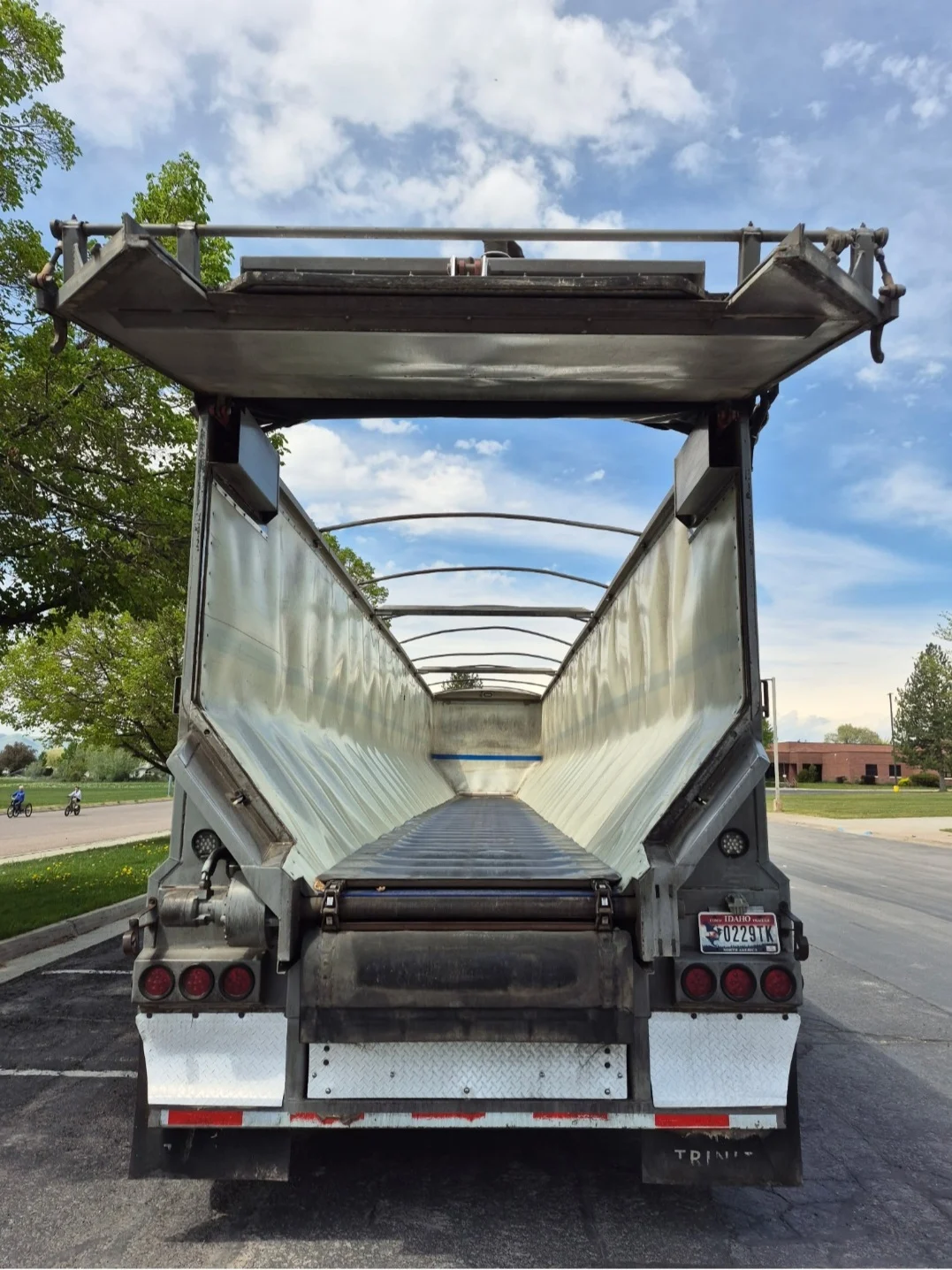 T&K%20Trucking%20LLC
